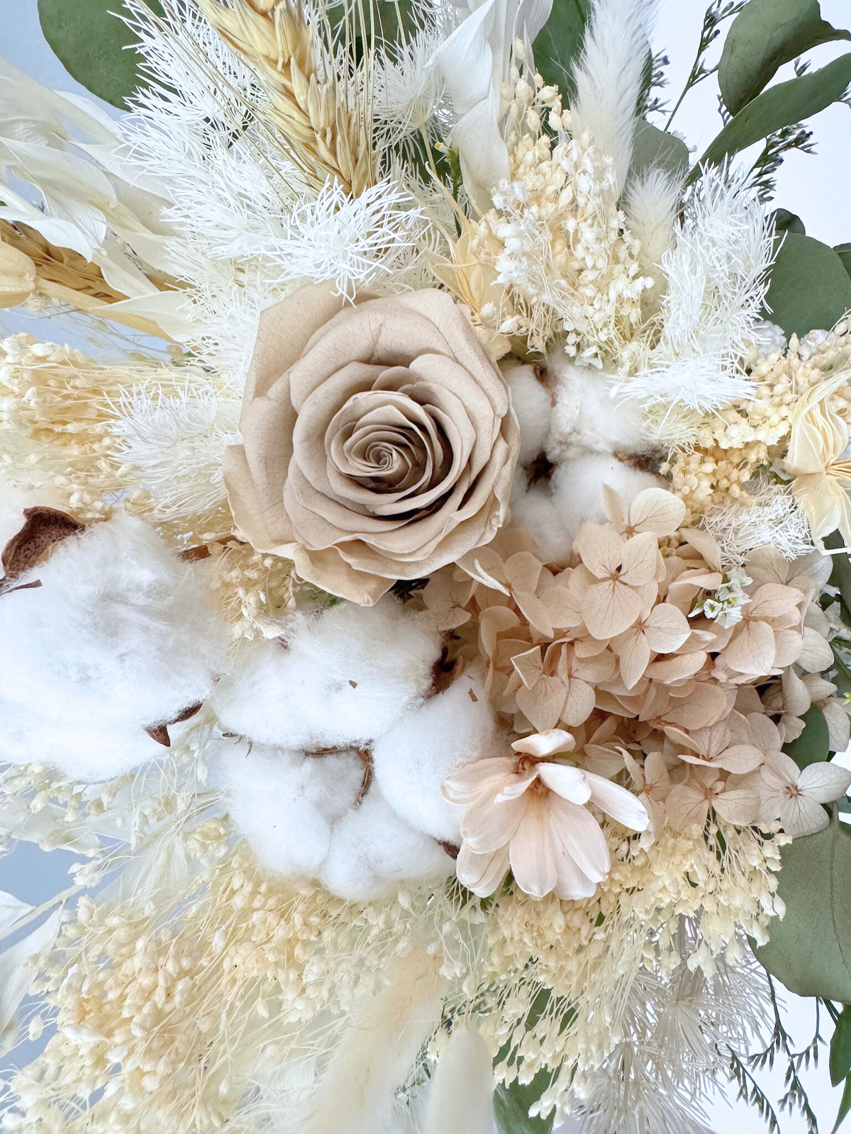 Breezy Bayfront Frontal Bridal Bouquet (Khaki)