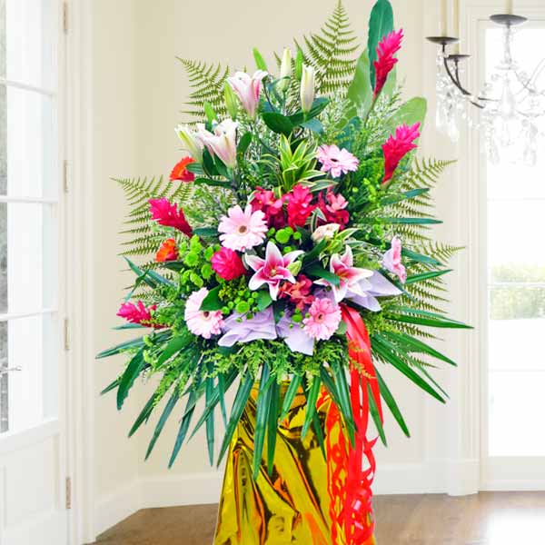 Pink Lily / Ginger flower with pink gerbera stand