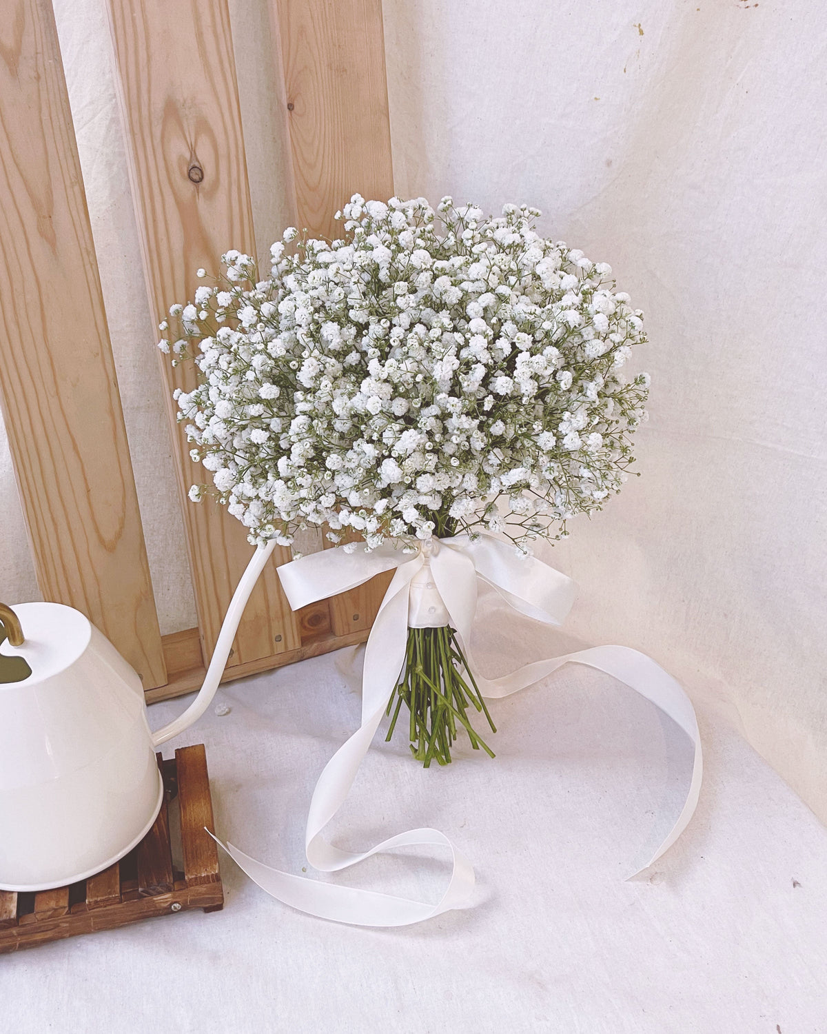 Baby&#39;s Breath Bridal Bouquet