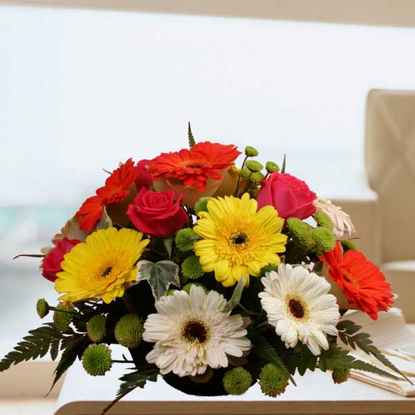 12 Gerberas &amp; 6 Roses Small Arrangement