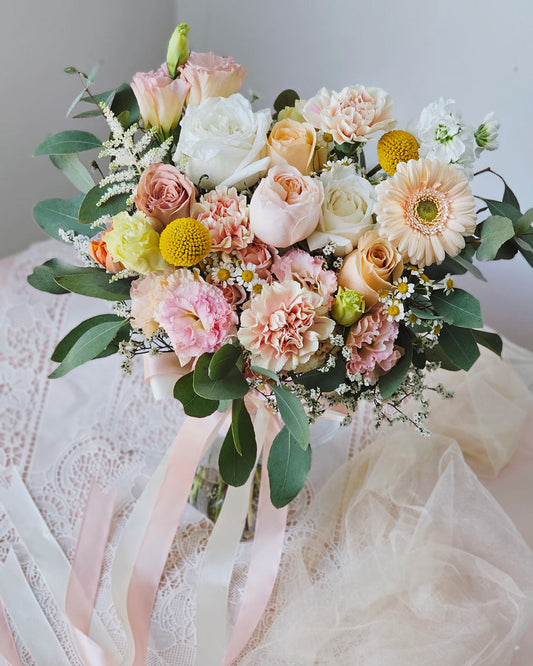 Majestic Marina Bay Frontal Bridal Bouquet